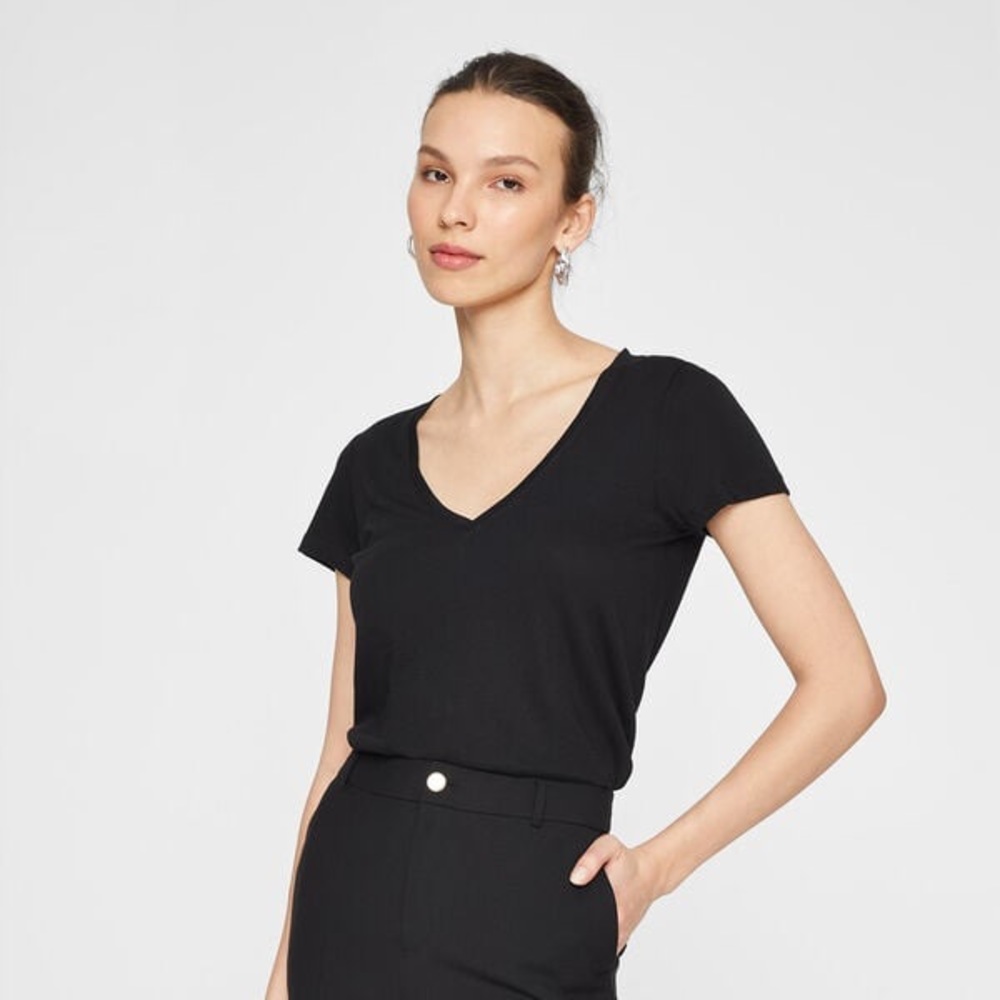Club Monaco Signature Mahssa Tee
